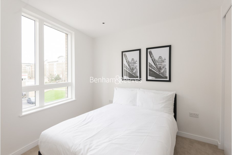 2  bedrooms flat to rent in Heritage Place, Brentford, TW8-image 4