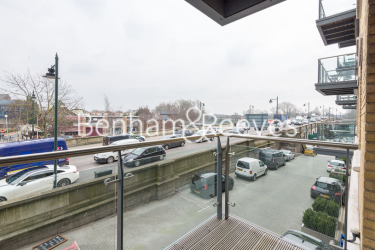 2  bedrooms flat to rent in Kew Bridge Road, Brentford, TW8-image 5