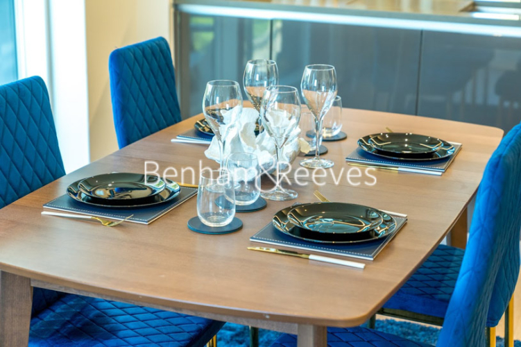 2  bedrooms flat to rent in Heritage Place, Brentford, TW8-image 3