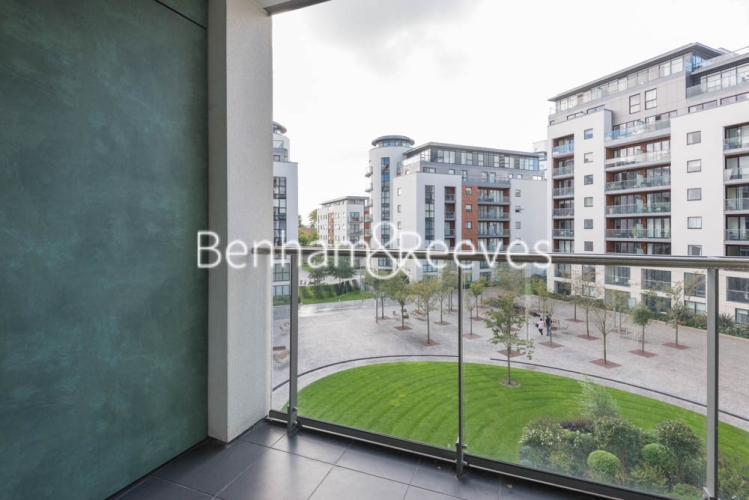 1  bedroom flat to rent in Pump House Crescent, Brentford, TW8-image 5