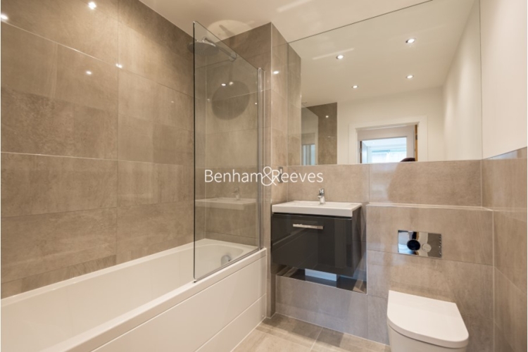 2  bedrooms flat to rent in Emerald Gardens, Kew, TW9-image 8