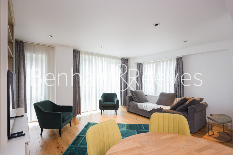 2  bedrooms flat to rent in Kew Bridge Road, Brentford, TW8-image 1