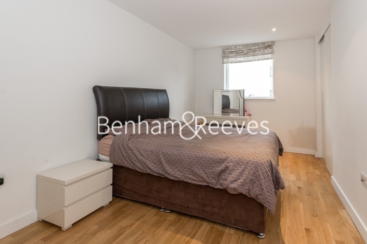 2 bedrooms flat to rent in Pump House Crescent, Brentford, TW8-image 3