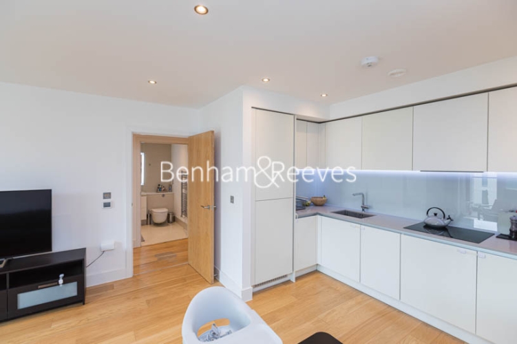 1 bedroom flat to rent in Chiswick High Road, Chiswick, W4-image 8