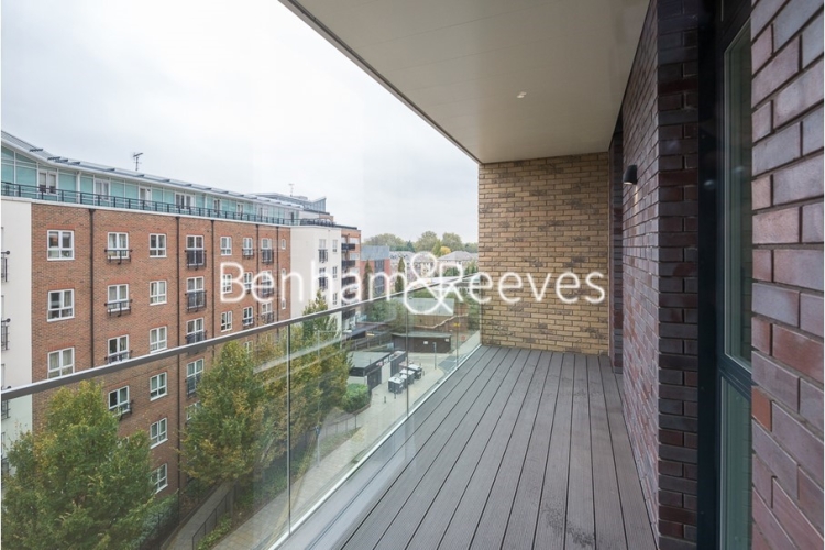 2  bedrooms flat to rent in Queenshurst Square, Kingston Upon Thames, KT2-image 9