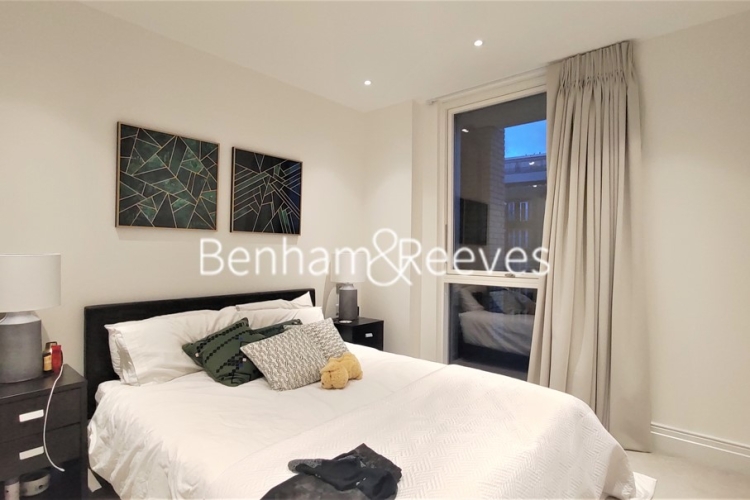 2 bedrooms flat to rent in QueenshurstSquare, Kingston Upon Thames, KT2-image 4