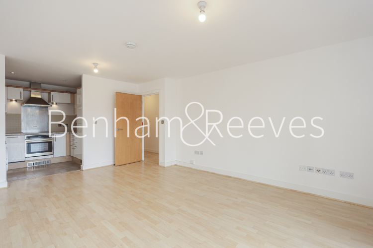 2  bedrooms flat to rent in Avante Court, Kingston, KT1-image 1