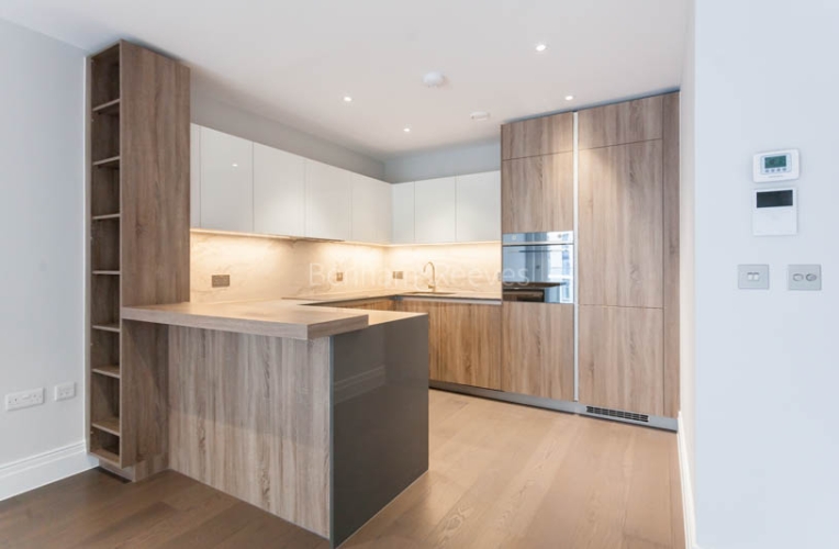 2  bedrooms flat to rent in QueenshurstSquare, Kingston Upon Thames, KT2-image 4