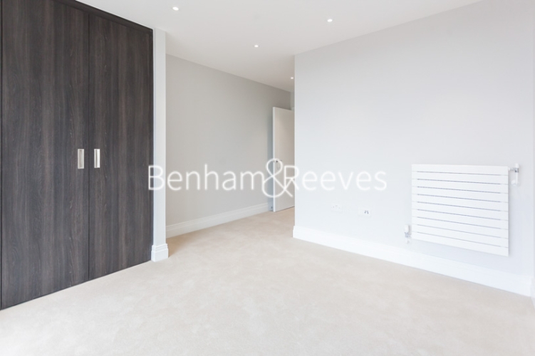 2 bedrooms flat to rent in QueenshurstSquare, Kingston Upon Thames, KT2-image 11