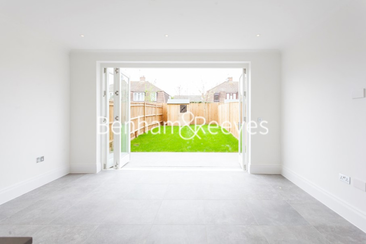 3  bedrooms house to rent in Richmond Chase, Richmond, TW10-image 1