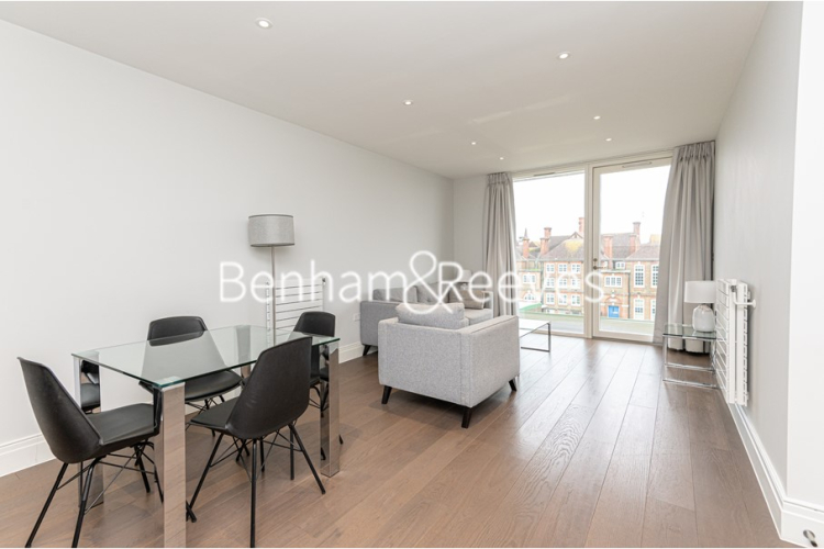 2  bedrooms flat to rent in Queenshurst Square, Kingston Upon Thames, KT2-image 1