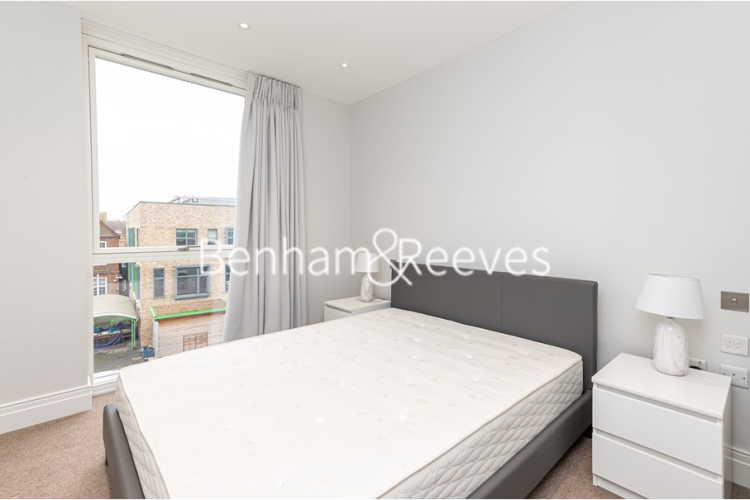 2 bedrooms flat to rent in Queenshurst Square, Kingston Upon Thames, KT2-image 3