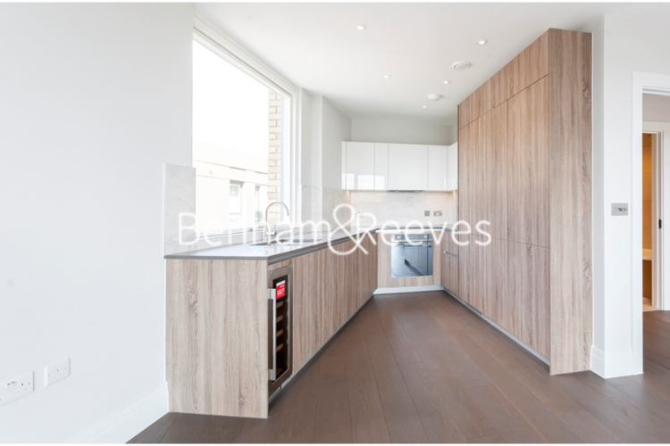 1  bedroom flat to rent in QueenshurstSquare, Kingston Upon Thames, KT2-image 2