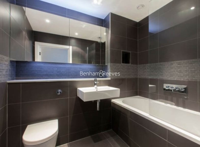 1 bedroom flat to rent in Pump House Crescent, Kew Bridge West, TW8-image 4