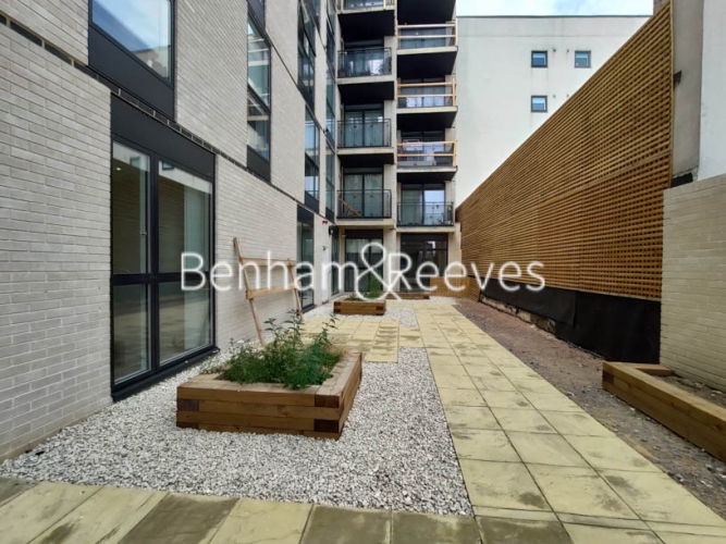 1  bedroom flat to rent in Habito, Hounslow, TW3-image 9