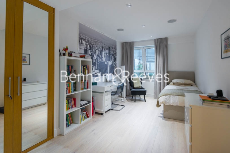 3 bedrooms flat to rent in Kew Bridge Road, Brentford, TW8-image 9