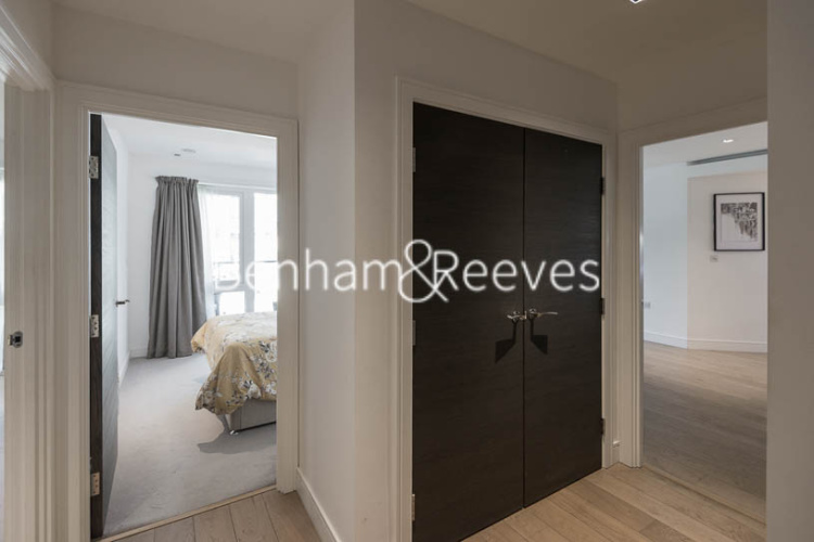 2  bedrooms flat to rent in Kew Bridge Road, Brentford, TW8-image 12