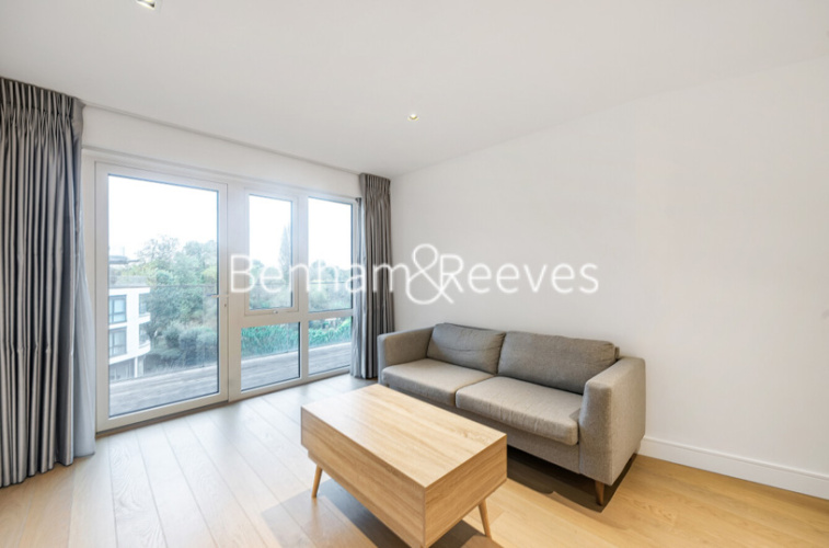 2  bedrooms flat to rent in Kew Bridge Road, Brentford,TW8-image 1