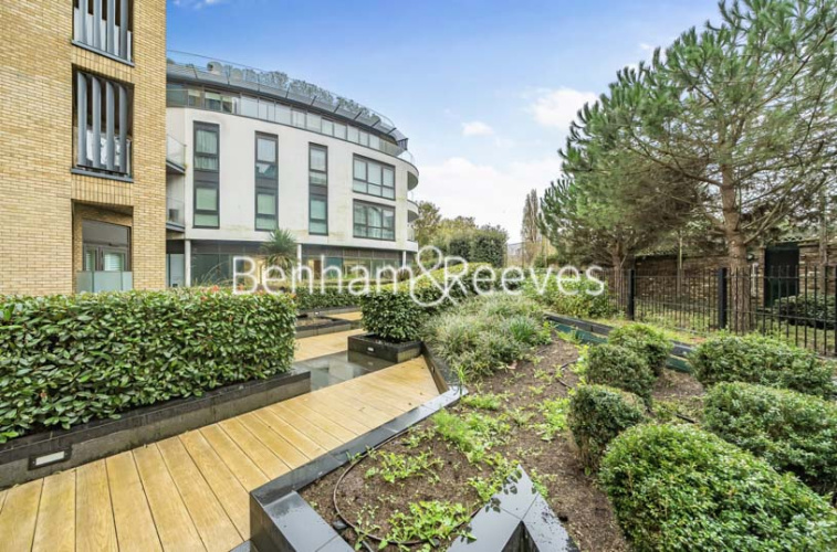2  bedrooms flat to rent in Kew Bridge Road, Brentford,TW8-image 7