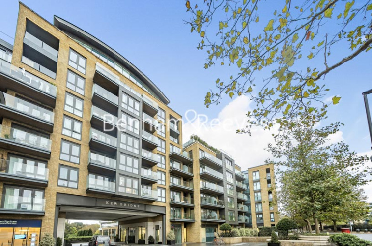 2  bedrooms flat to rent in Kew Bridge Road, Brentford,TW8-image 16