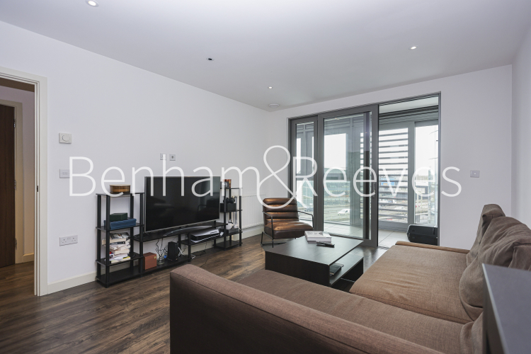 1  bedroom flat to rent in Great West Quarter, Brentford, TW8-image 6