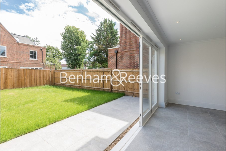 4  bedrooms flat to rent in Richmond Chase, Richmond, TW10-image 3