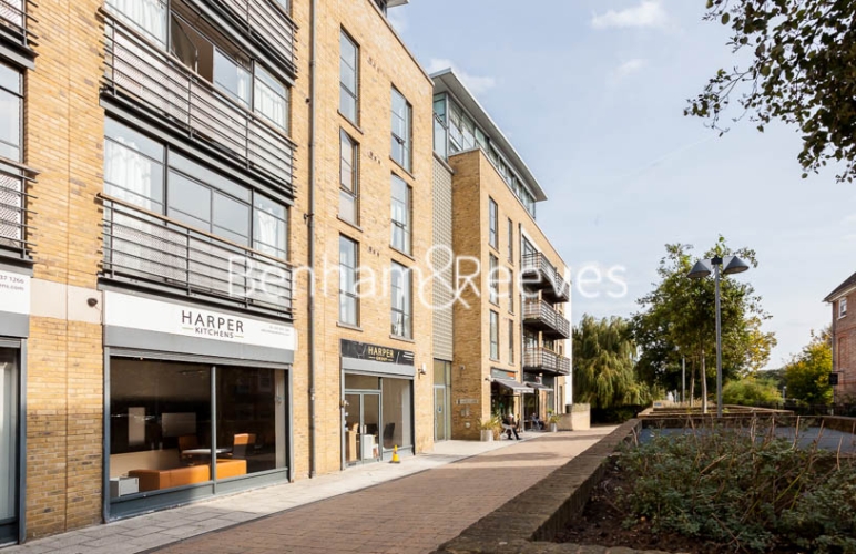 2  bedrooms flat to rent in Ferry Lane, Brentford, TW8-image 6