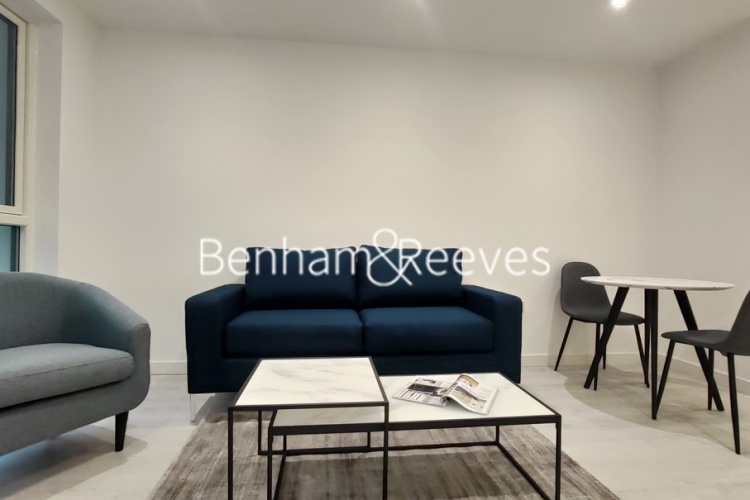 1  bedroom flat to rent in High Street Quarter, Hounslow, TW3-image 7