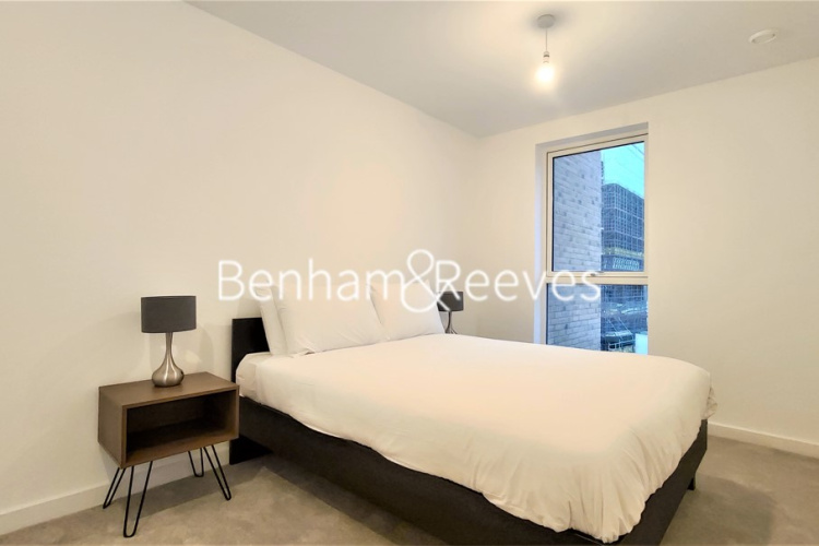 1  bedroom flat to rent in High Street Quarter, Hounslow, TW3-image 9