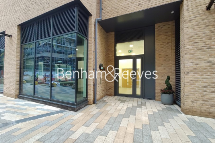 1  bedroom flat to rent in High Street Quarter, Hounslow, TW3-image 15