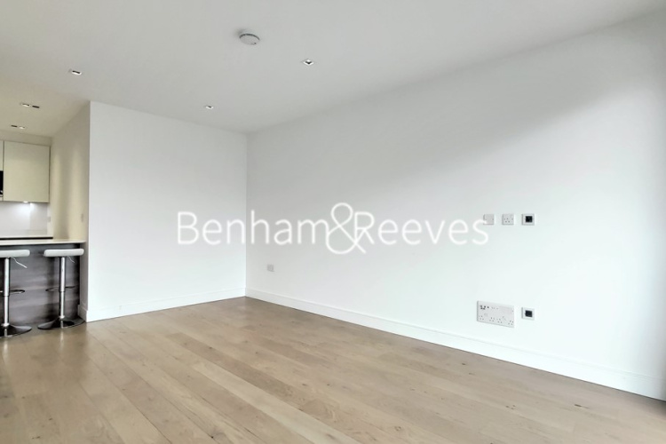 2 bedrooms flat to rent in Kew Bridge Road, Brentford, TW8-image 2