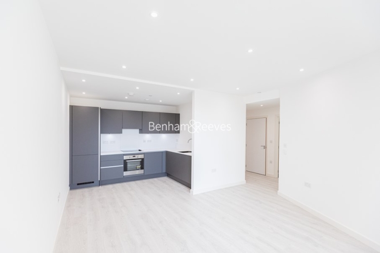 1  bedroom flat to rent in High Street Quarter, Hounslow, TW3-image 1
