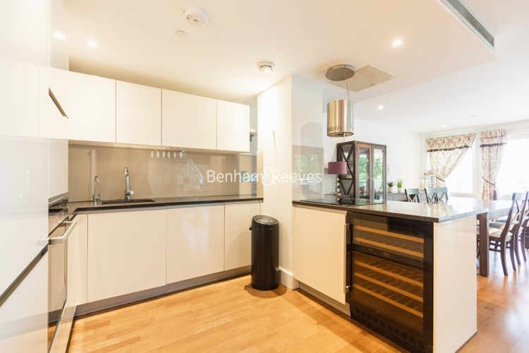 3  bedrooms flat to rent in Admiralty Building, Kingston Upon Thames, KT2-image 16