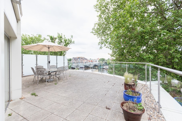 3 bedrooms flat to rent in Admiralty Building, Kingston Upon Thames, KT2-image 19