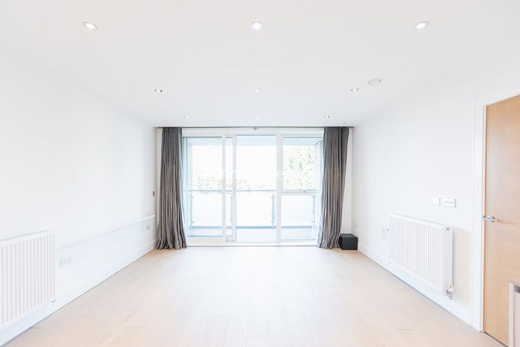 2 bedrooms flat to rent in Levett Square, Kew, TW9-image 2