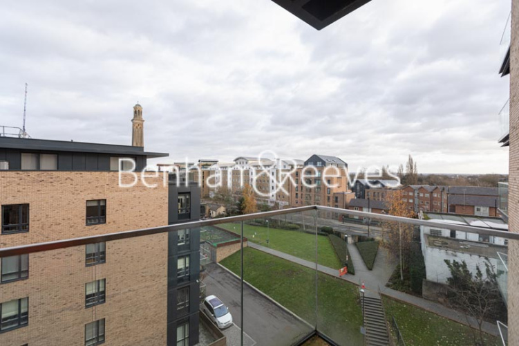1  bedroom flat to rent in Kew Bridge Road, Brentford, TW8-image 5