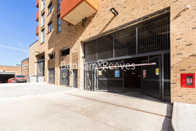 2 bedrooms flat to rent in High Street Quarter, Hounslow, TW3-image 6