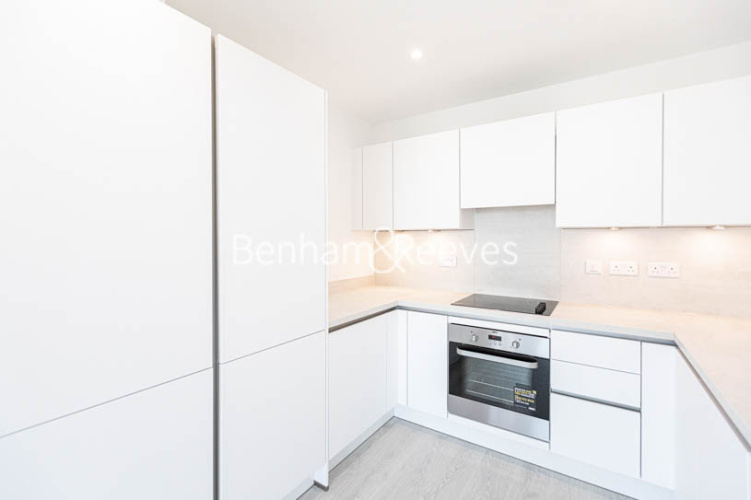 2 bedrooms flat to rent in High Street Quarter, Hounslow, TW3-image 8