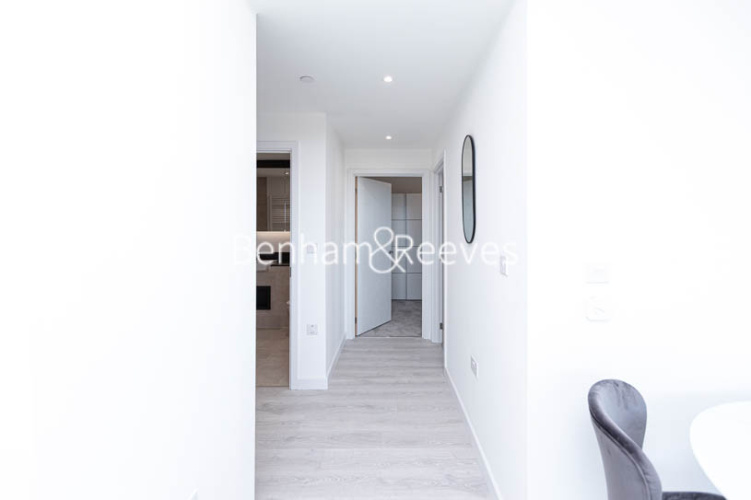 2 bedrooms flat to rent in High Street Quarter, Hounslow, TW3-image 12