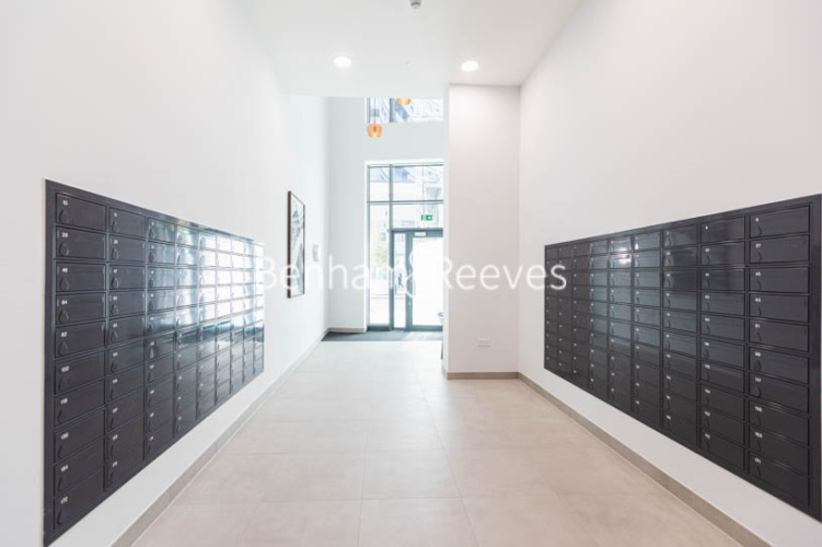2  bedrooms flat to rent in High Street Quarter, Hounslow, TW3-image 22