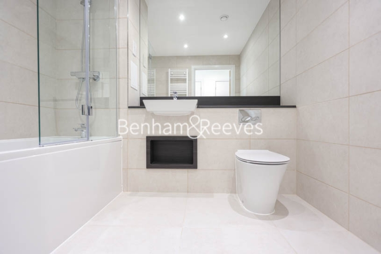 2 bedrooms flat to rent in High Street Quarter, Hounslow, TW3-image 10