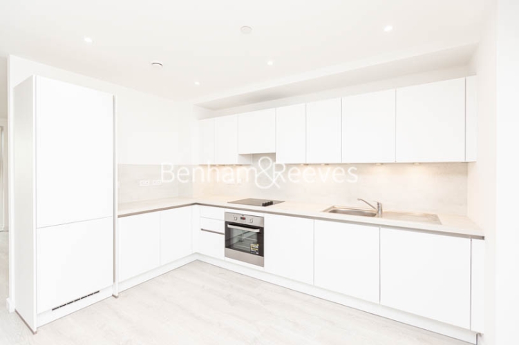 2 bedrooms flat to rent in High Street Quarter, Hounslow, TW3-image 2