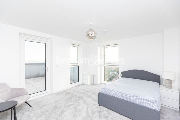 2  bedrooms flat to rent in High Street Quarter, Hounslow, TW3-image 10