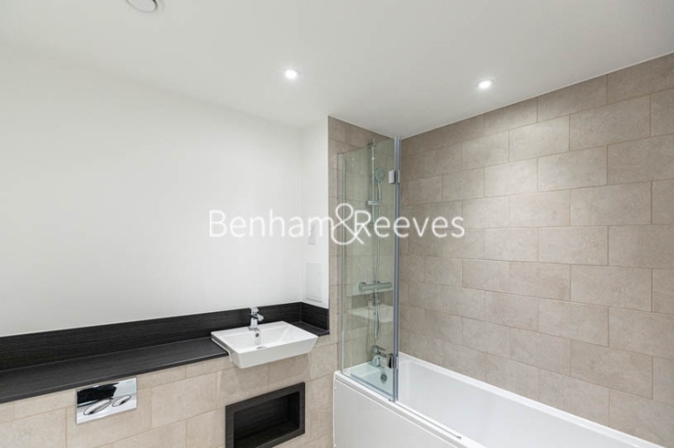 2 bedrooms flat to rent in High Street Quarter, Hounslow, TW3-image 16