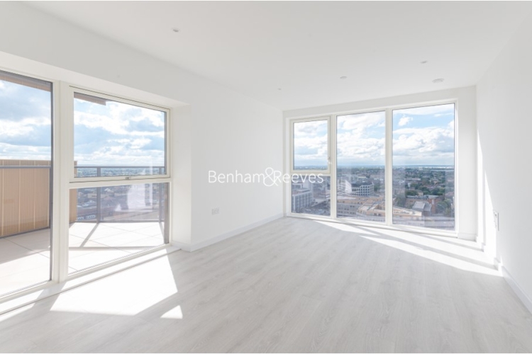 2  bedrooms flat to rent in High Street Quarter, Hounslow, TW3-image 1