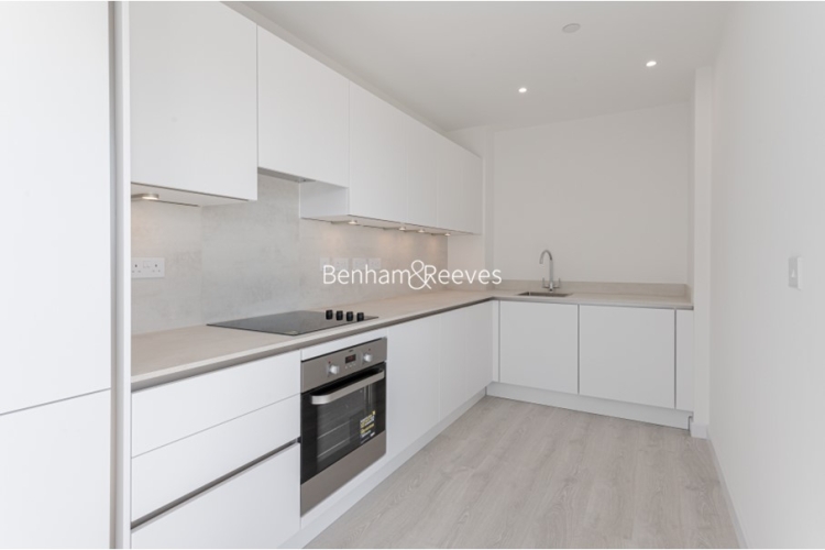 2 bedrooms flat to rent in High Street Quarter, Hounslow, TW3-image 2