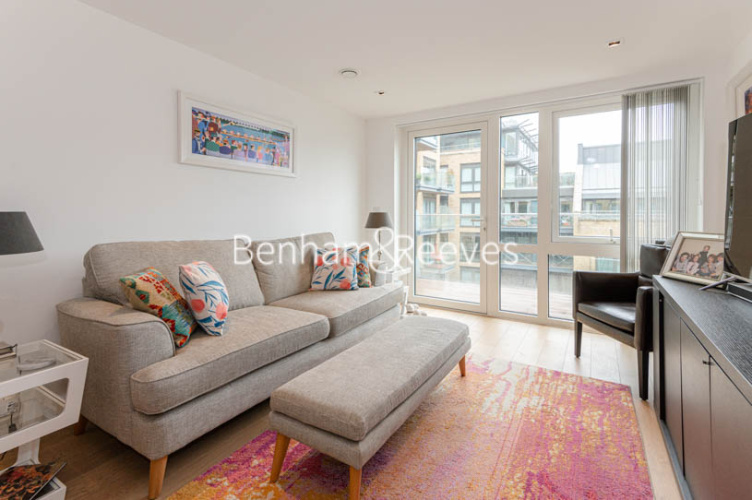 2  bedrooms flat to rent in Kew Bridge Road, Brentford, TW8-image 1