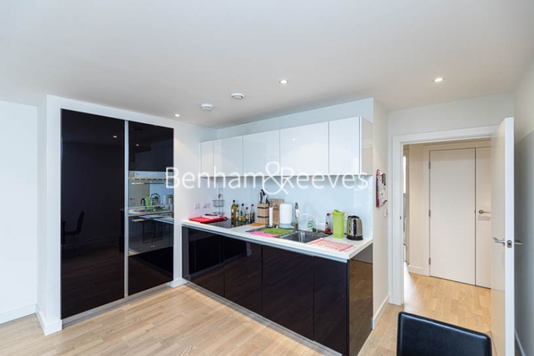 2 bedrooms flat to rent in Kew Bridge West, Pump House Crescent, Brentford, TW8-image 14