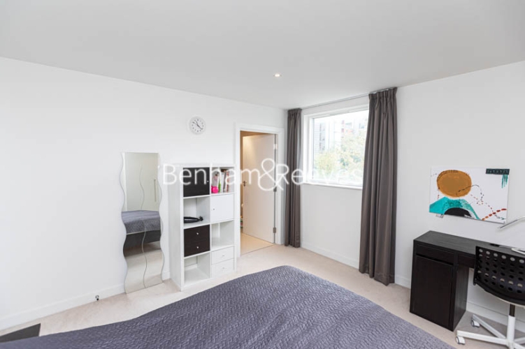 2  bedrooms flat to rent in Kew Bridge West, Pump House Crescent, Brentford, TW8-image 15