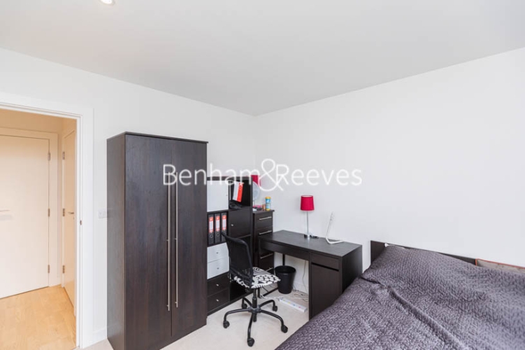 2  bedrooms flat to rent in Kew Bridge West, Pump House Crescent, Brentford, TW8-image 20